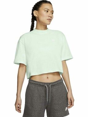 Nike Women's Sportswear Classic Crop Short Sleeve T-Shirt